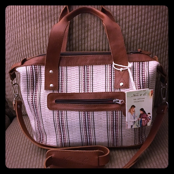 Nena and Co Handbags - Like New Nena & Co Sonia Bag